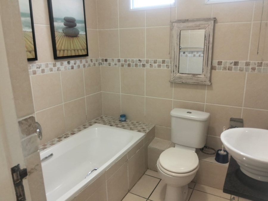 3 Bedroom Property for Sale in Ferreira Town Eastern Cape